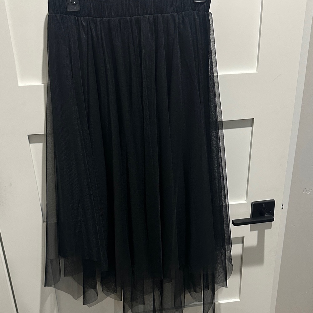 Elegant Black Tulle Skirt